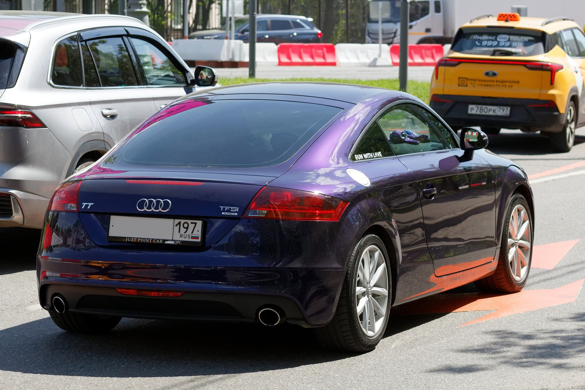 Modern Sports Cars trivia question image