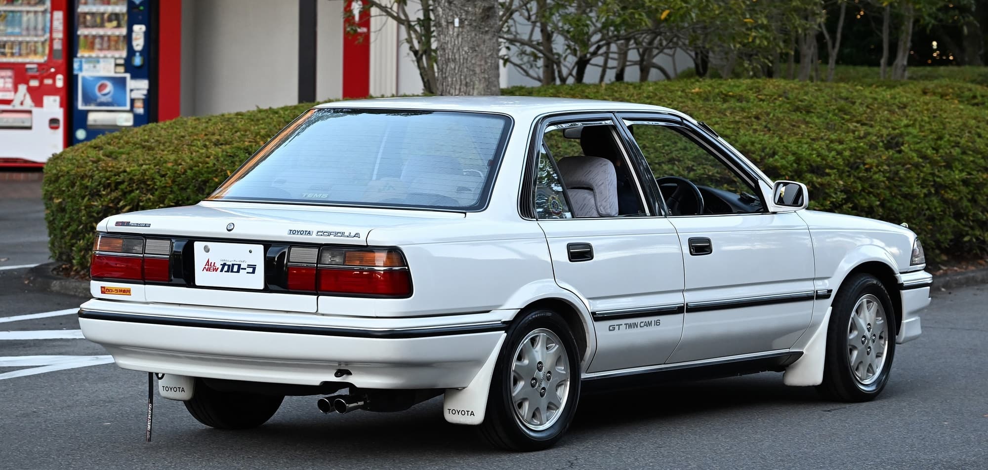 Everyday Modern Cars trivia question image